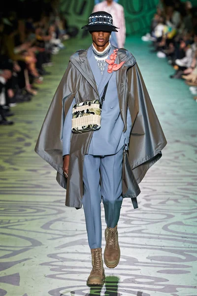 Look 31